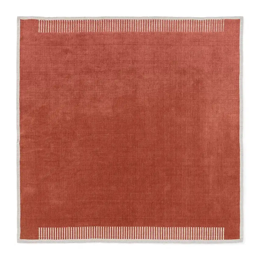 Audo Copenhagen Duomo Teppich 270 x 270 cm – Wolle/Terrakottarot