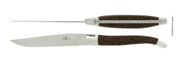 Couteaux de table satinés en Sable de Laguiole, coffret de 2