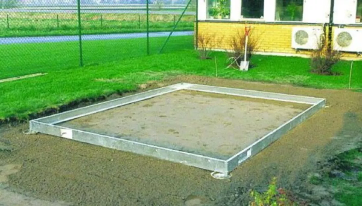 Halls Gewächshaus Fundament für Universal/Magnum 128 9,9 m²