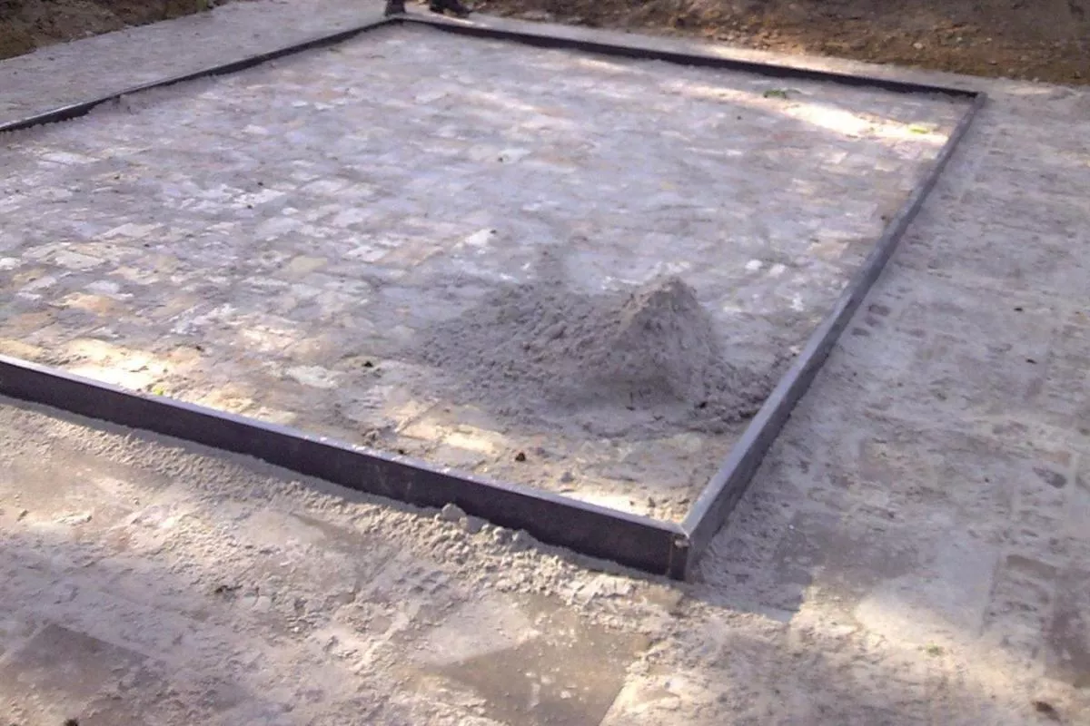 Halls Gewächshaus Fundament schwarz für Universal/Magnum 148 11,5m²